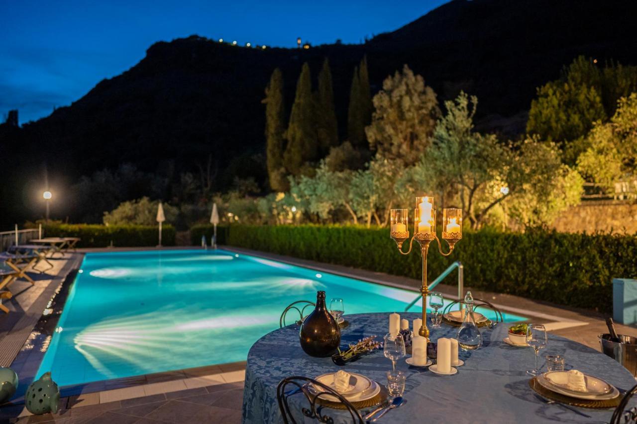 Sotto Il Cielo Di Toscana Appartamenti In Tenuta Only Adults No Pet Камайоре Екстериор снимка