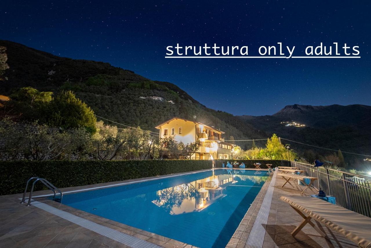 Sotto Il Cielo Di Toscana Appartamenti In Tenuta Only Adults No Pet Камайоре Екстериор снимка