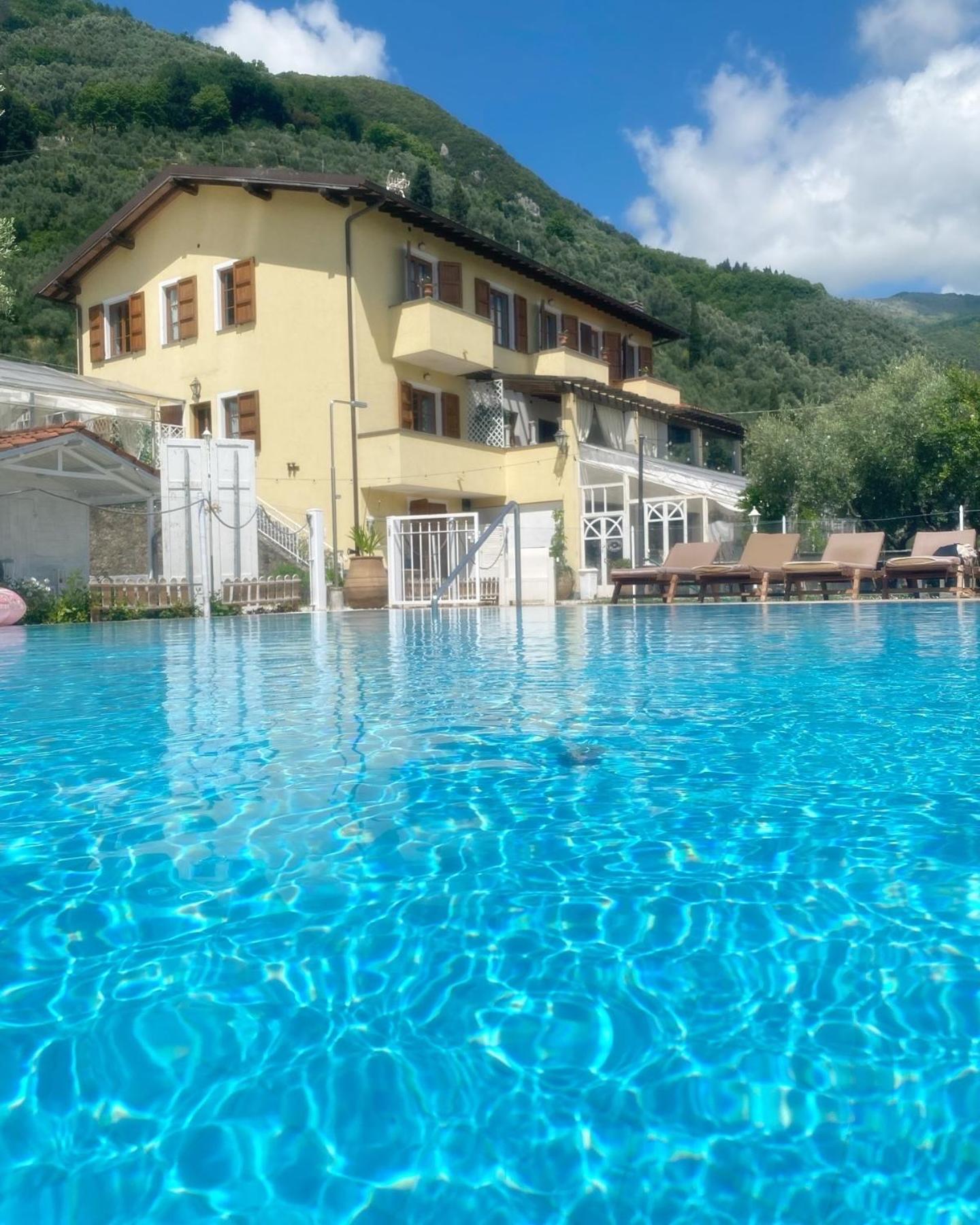 Sotto Il Cielo Di Toscana Appartamenti In Tenuta Only Adults No Pet Камайоре Екстериор снимка
